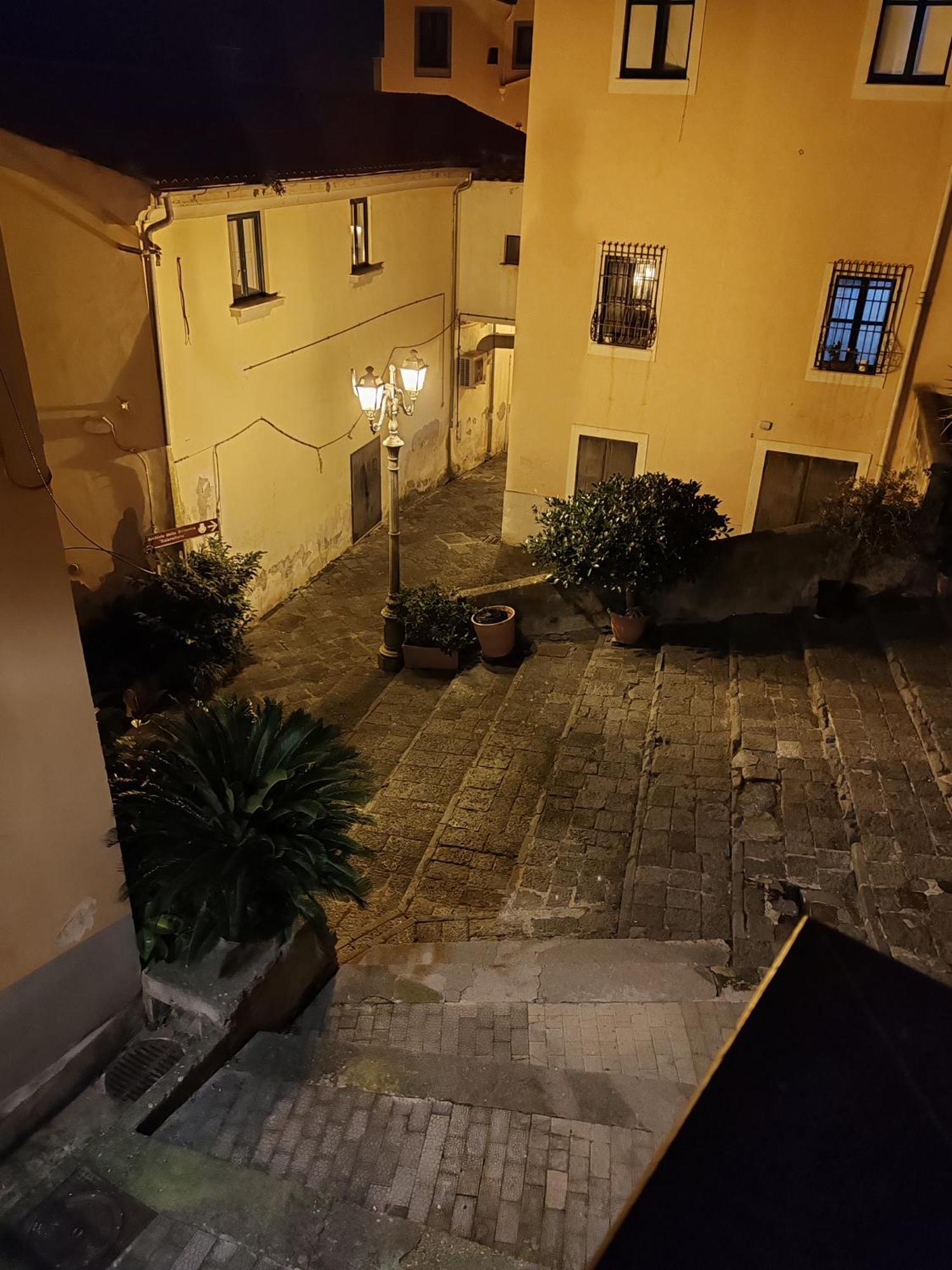 Smart House Ingresso Indipendente- Amalfi Coast Appartement Salerno Buitenkant foto